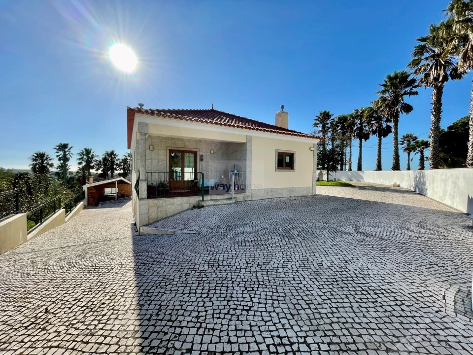 Moradia T4 para Venda em Santa Barbara Foto 3