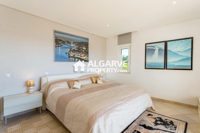 Moradia T4 para Venda em Loule (São Sebastião) Foto 14