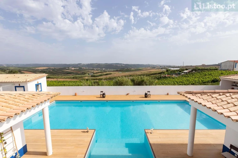 Moradia T4 para Venda em Encarnação Foto 8