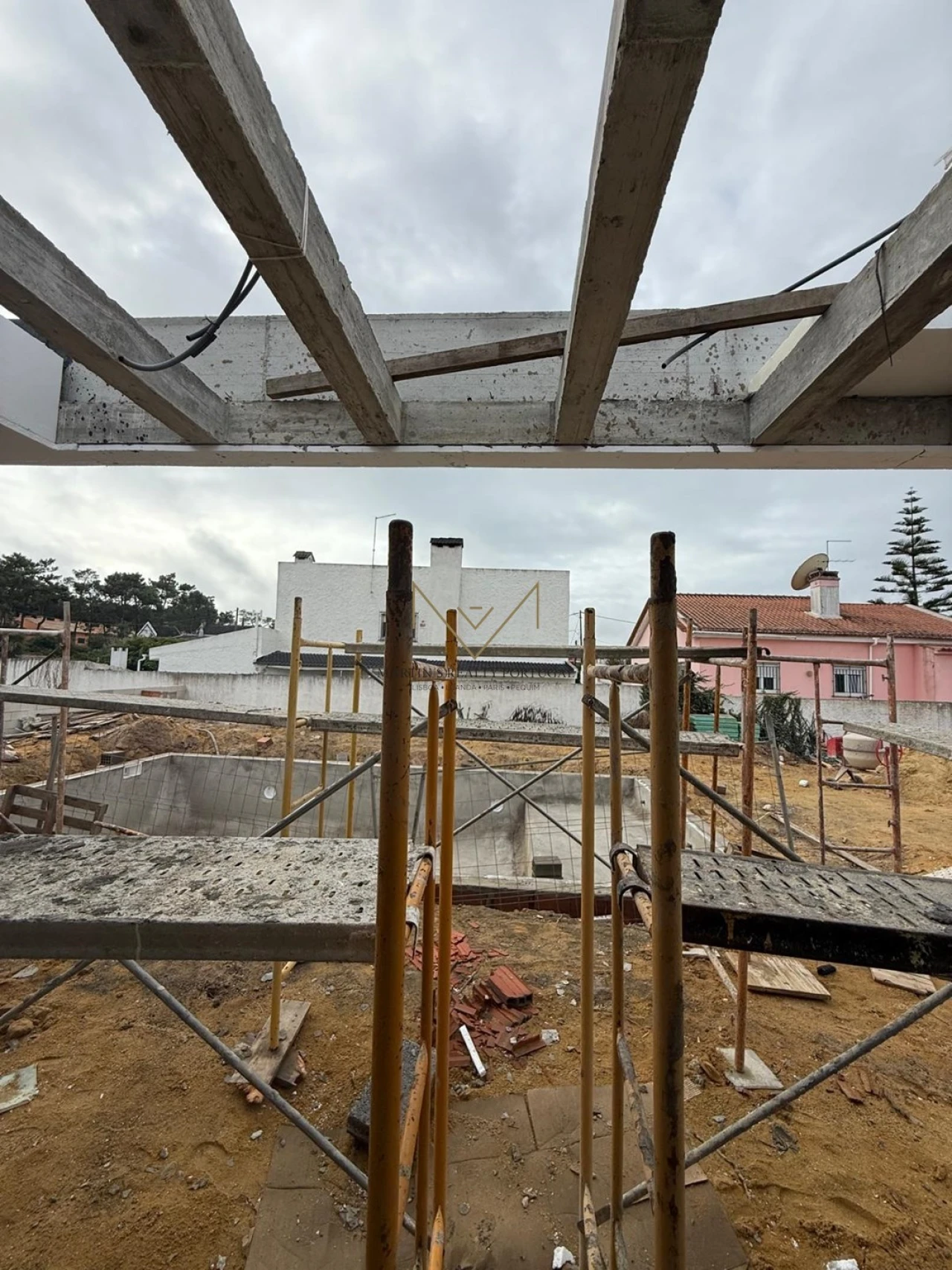 Moradia T4 para Venda em Charneca de Caparica e Sobreda Foto 10