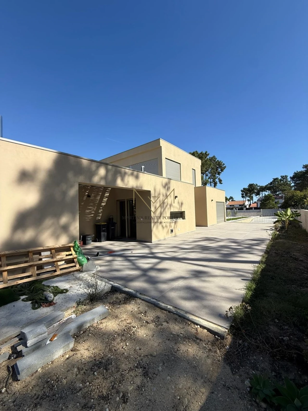 Moradia T4 para Venda em Charneca de Caparica e Sobreda Foto 4