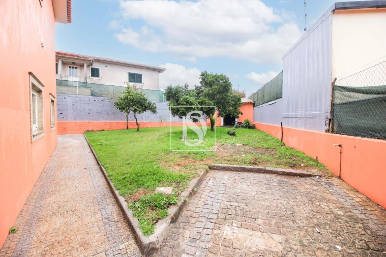 Moradia T3 para Venda em Nine Foto 44