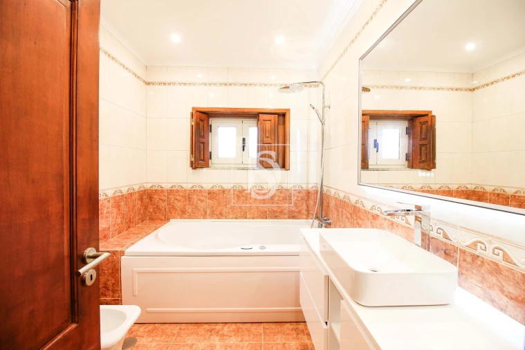 Moradia T3 para Venda em Nine Foto 27