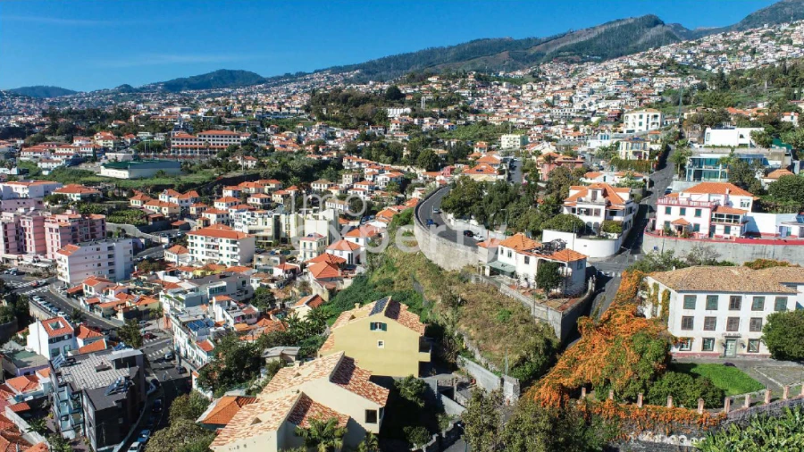 Moradia T3 para Venda em Imaculado Coração de Maria Foto 4