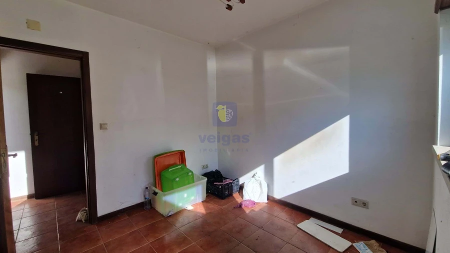 Armazém para Venda em Arrabal Foto 8