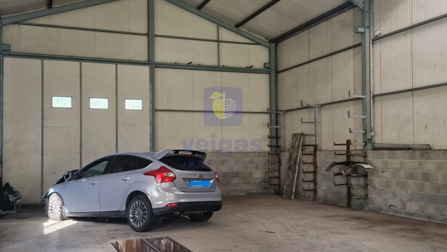 Armazém para Venda em Arrabal Foto 4