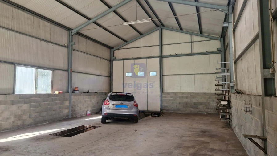 Armazém para Venda em Arrabal Foto 5