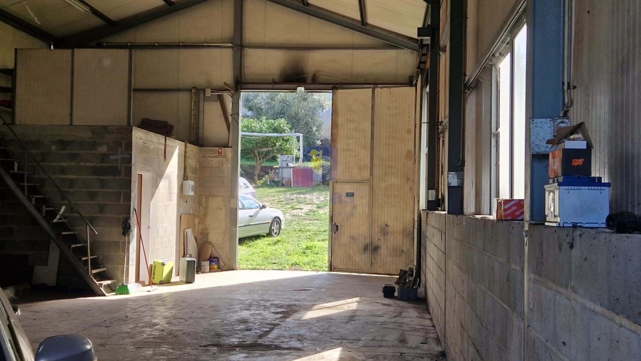 Armazém para Venda em Arrabal Foto 6