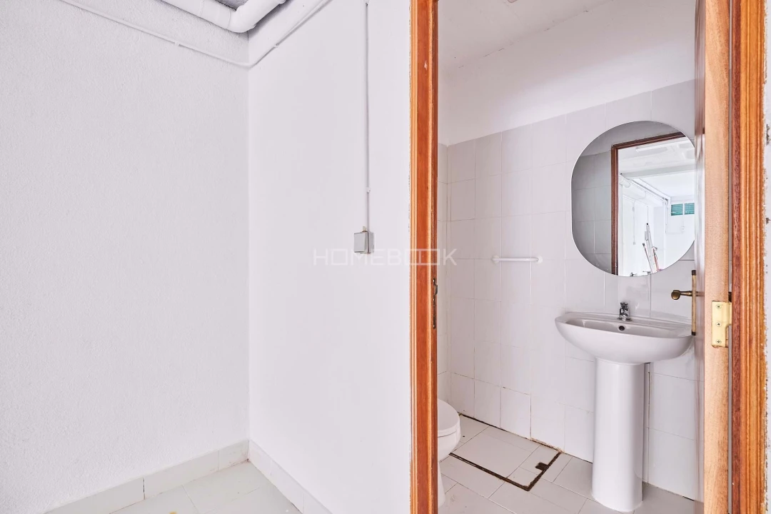 Armazém para Venda em Massamá e Monte Abraão Foto 5