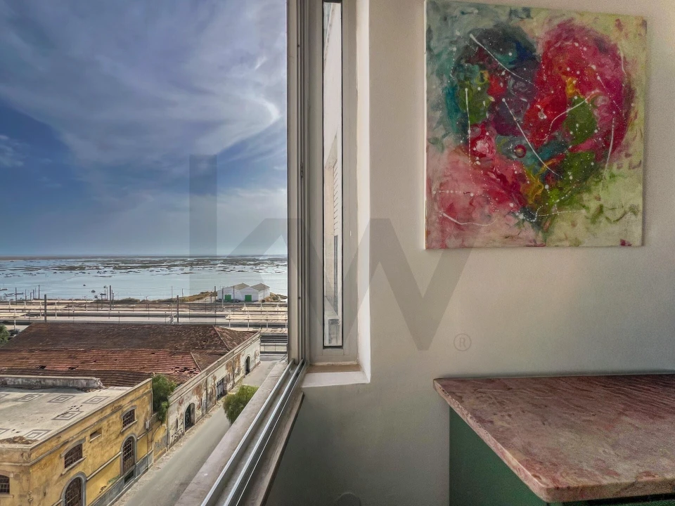 Apartamento T3 para Venda em Faro (Sé e São Pedro) Foto 1
