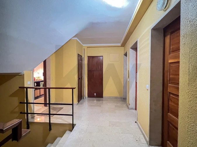 Apartamento T3 para Venda em Faro (Sé e São Pedro) Foto 33