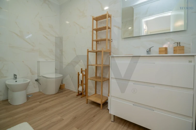 Apartamento T2 para Venda em Alvor Foto 15