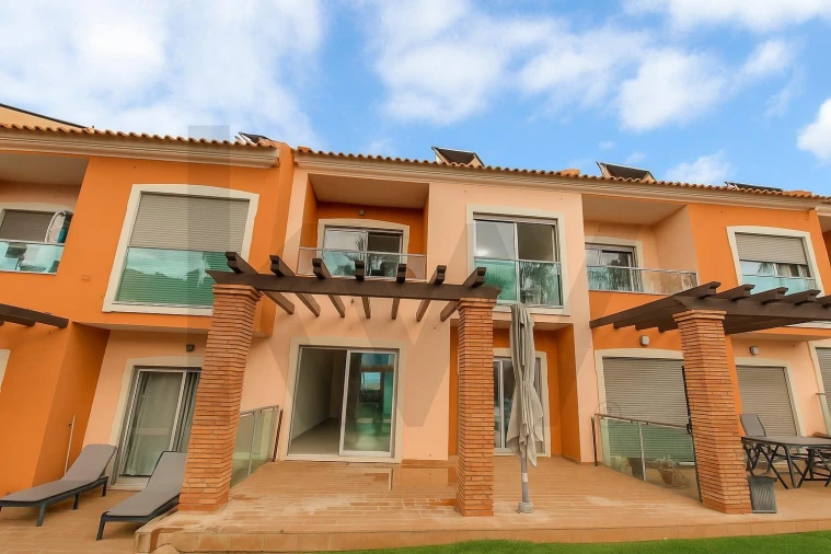 Moradia T3 para Arrendamento férias em Albufeira e Olhos de Água Foto 18