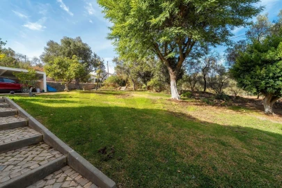 Moradia T4 para Venda em Loule (São Clemente)