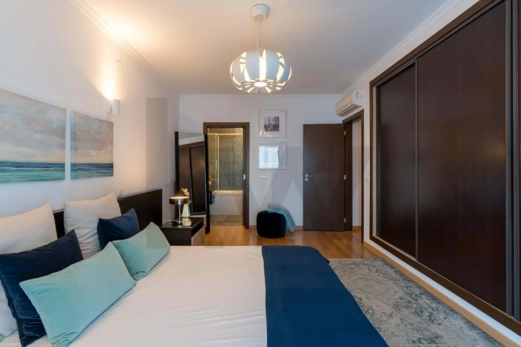 Apartamento T3 para Venda em Pechão Foto 35