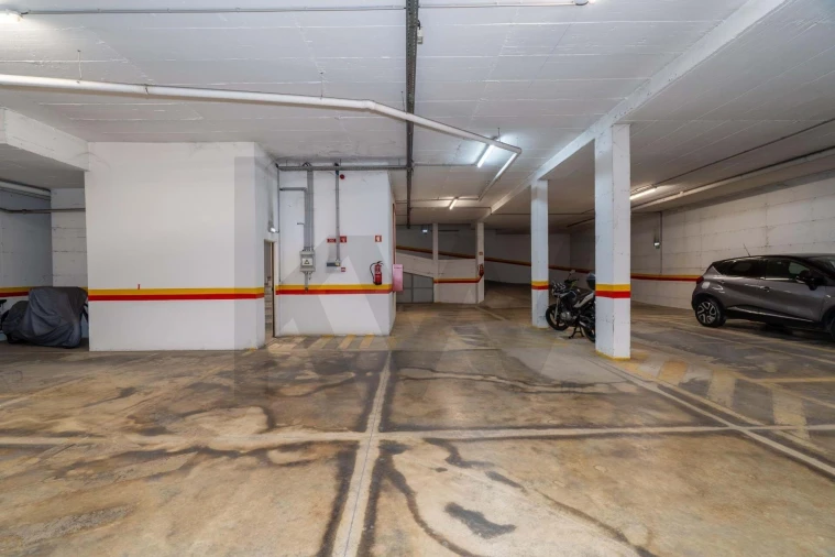 Apartamento T3 para Venda em Pechão Foto 41