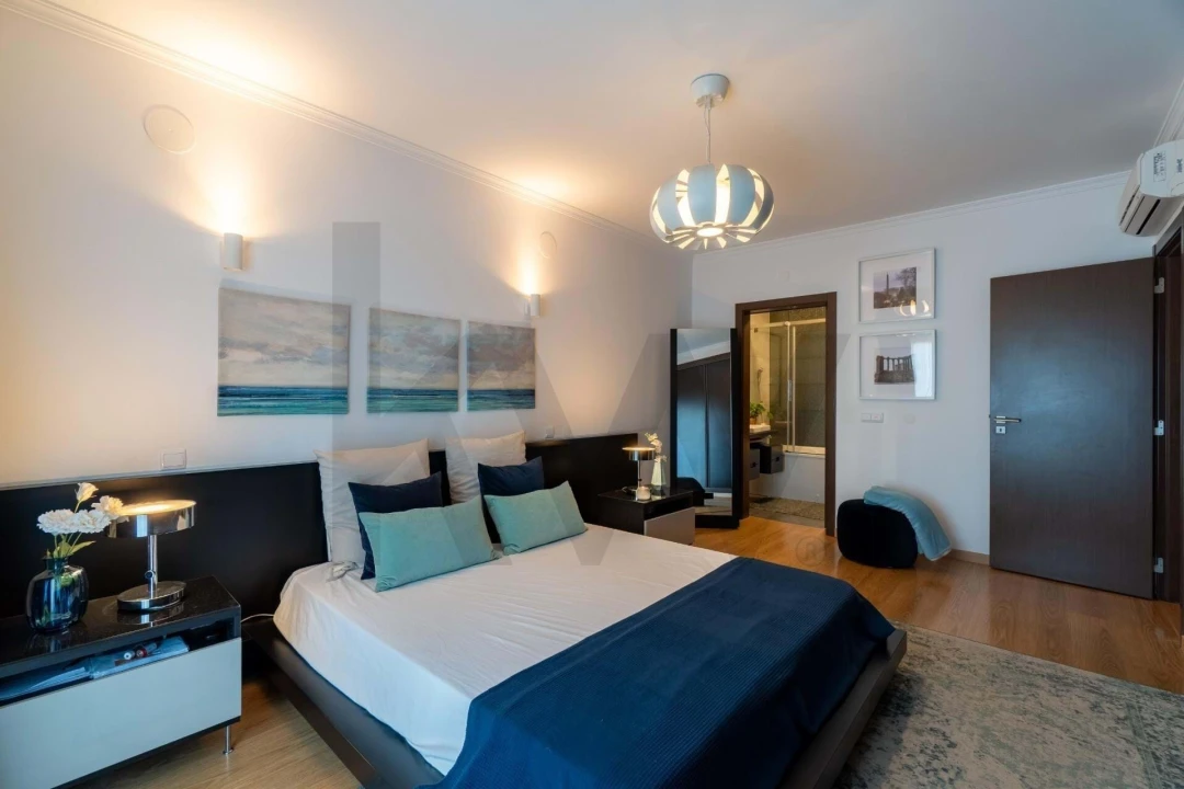 Apartamento T3 para Venda em Pechão Foto 34