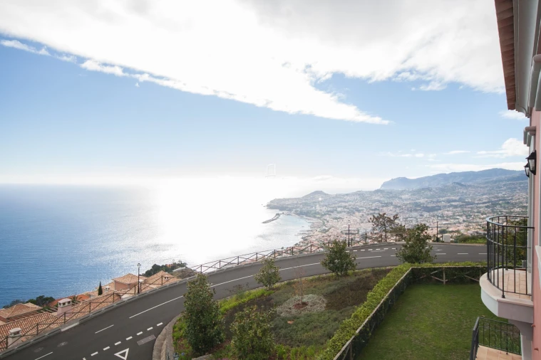 Moradia T3 para Venda em São Gonçalo Foto 3