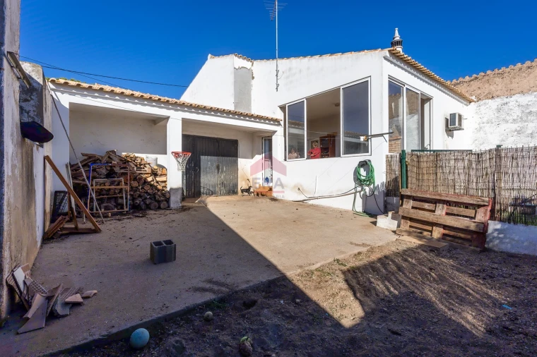 Moradia T0 para Venda em Querença, Tôr e Benafim Foto 14