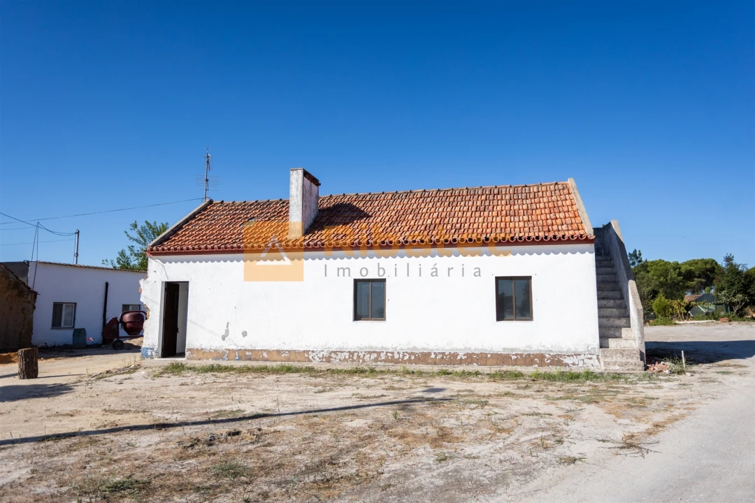 Moradia T2 para Venda em Coruche, Fajarda e Erra Foto 1