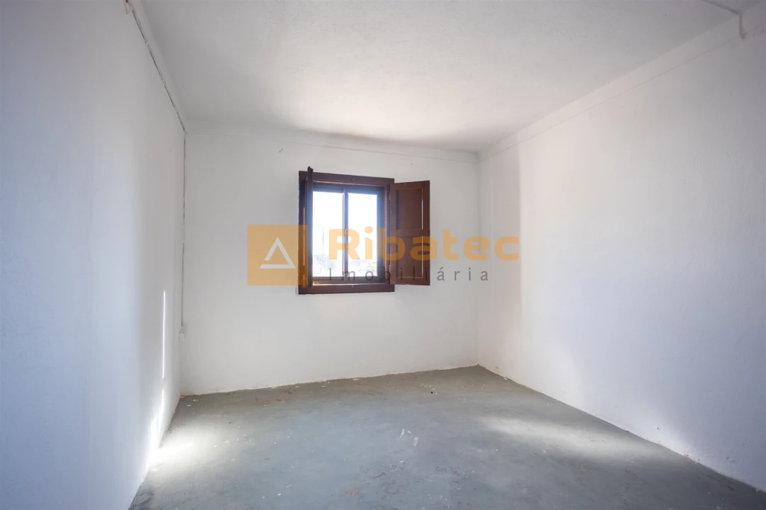 Moradia T2 para Venda em Coruche, Fajarda e Erra Foto 8