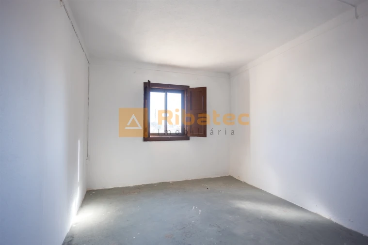 Moradia T2 para Venda em Coruche, Fajarda e Erra Foto 8