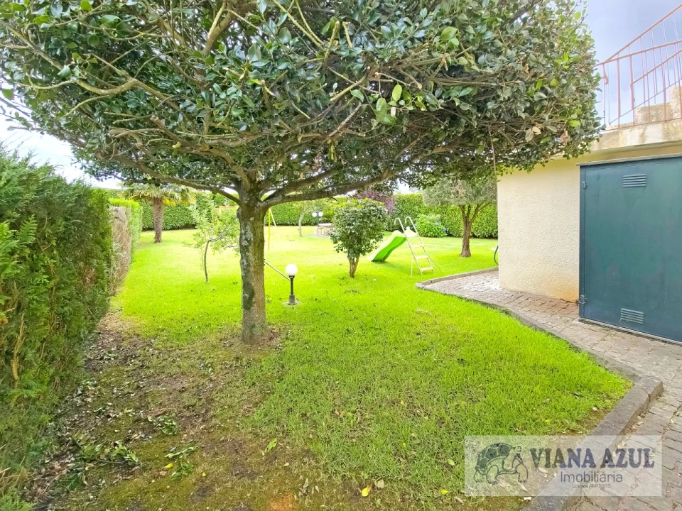 Moradia T7 para Venda em Santa Maria Maior e Monserrate e Meadela Foto 10