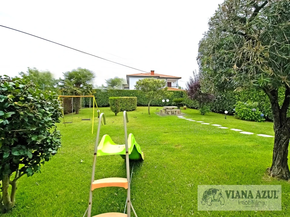 Moradia T7 para Venda em Santa Maria Maior e Monserrate e Meadela Foto 11