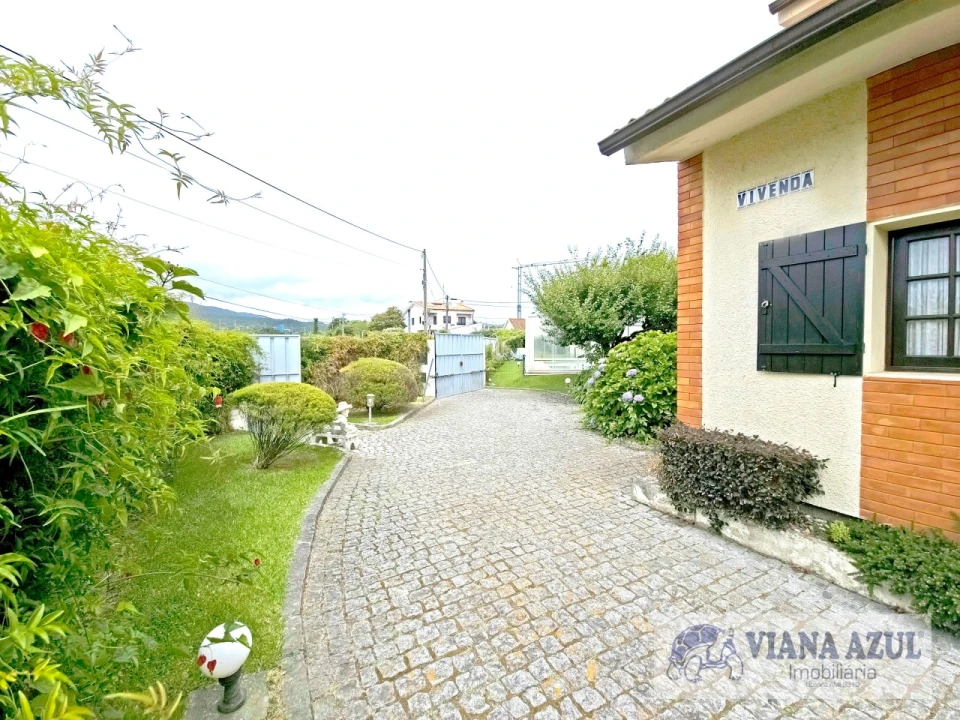 Moradia T7 para Venda em Santa Maria Maior e Monserrate e Meadela Foto 3