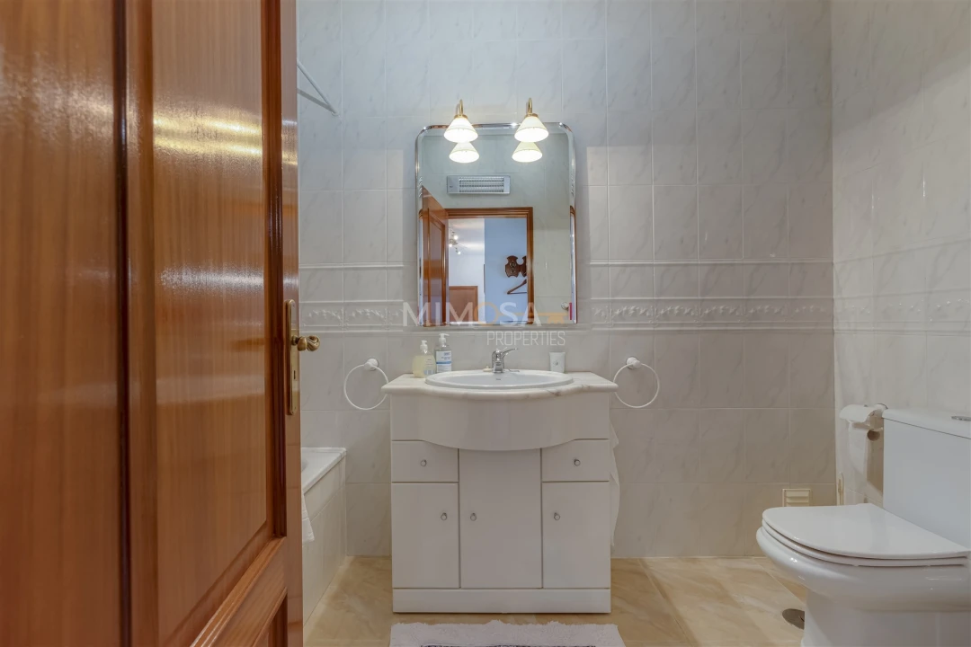 Apartamento T1 para Venda em Lagos (São Sebastião e Santa Maria) Foto 16