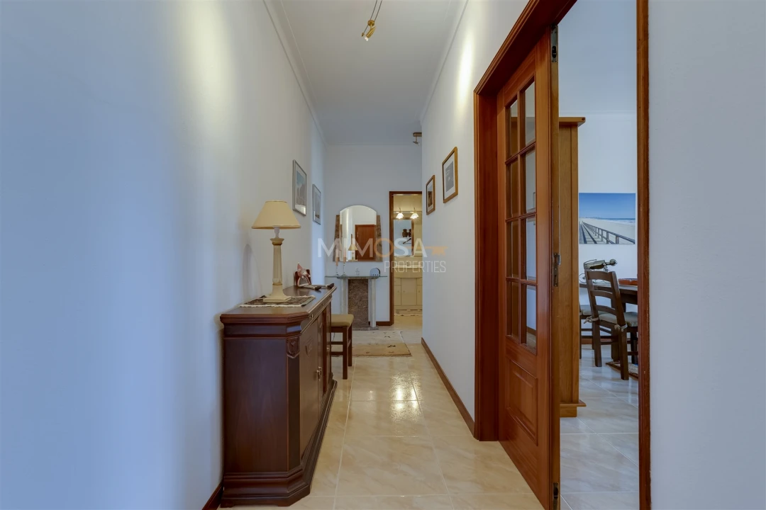 Apartamento T1 para Venda em Lagos (São Sebastião e Santa Maria) Foto 12