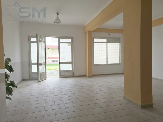 Loja para Venda em Algueirão-Mem Martins Foto 15