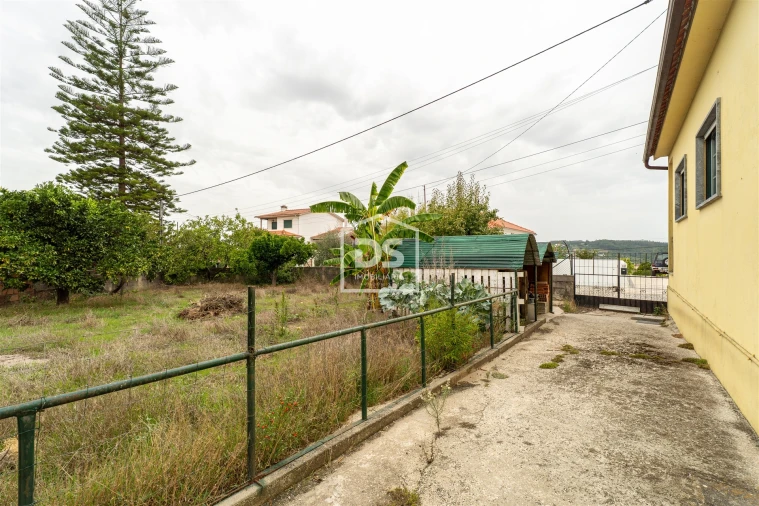 Moradia T5 para Venda em Santa Eufémia e Boa Vista Foto 18