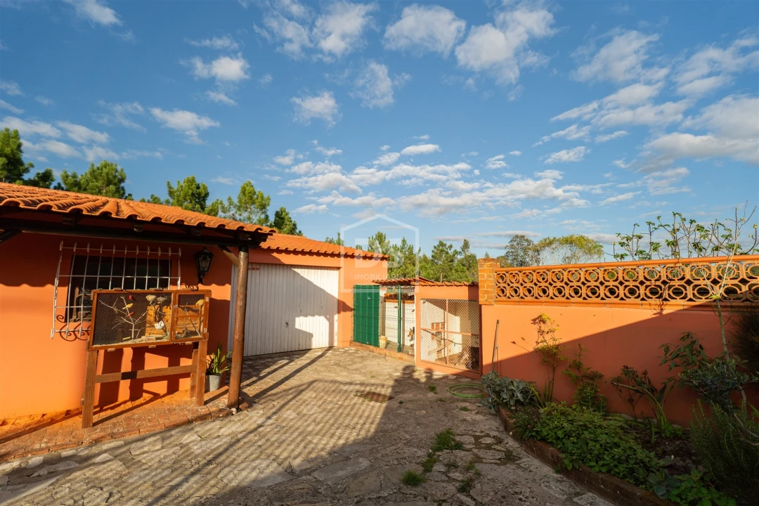 Moradia T4 para Venda em Maceira Foto 48