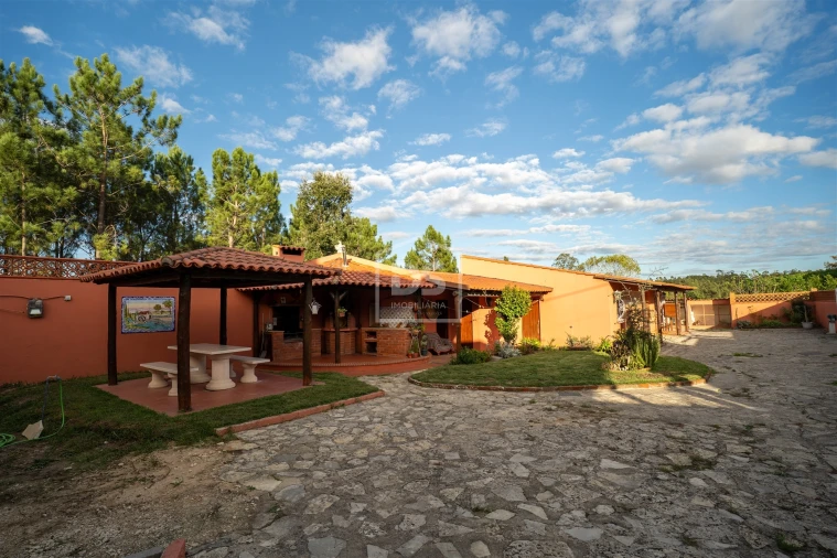 Moradia T4 para Venda em Maceira Foto 41