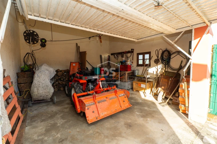 Moradia T4 para Venda em Maceira Foto 43