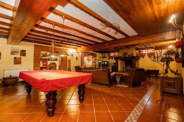 Moradia T4 para Venda em Maceira Foto 35