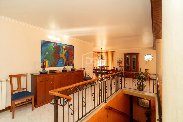 Moradia T4 para Venda em Maceira Foto 17