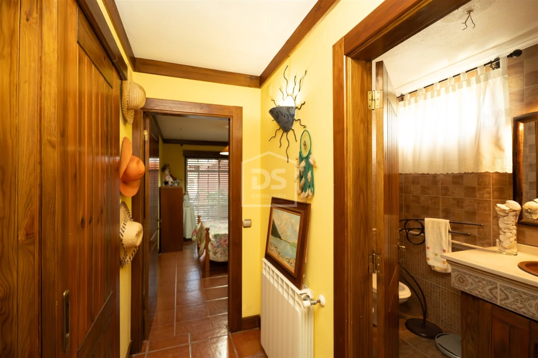 Moradia T4 para Venda em Maceira Foto 39