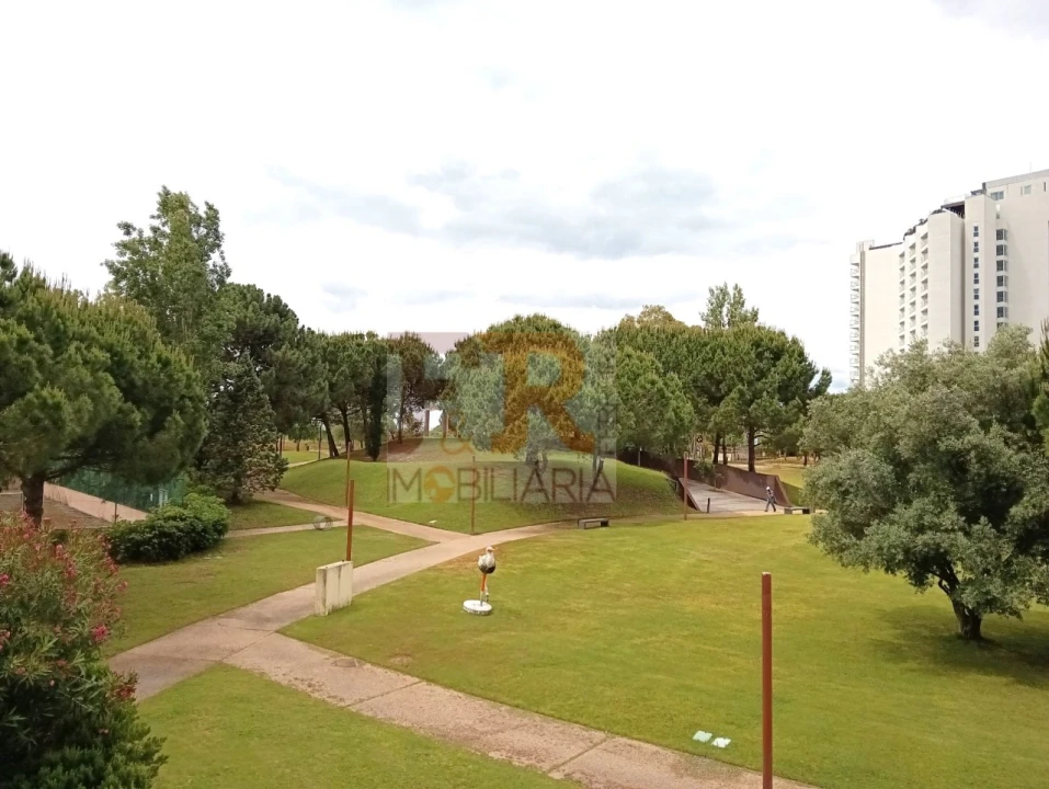 Apartamento T1 para Venda em Carvalhal Foto 23