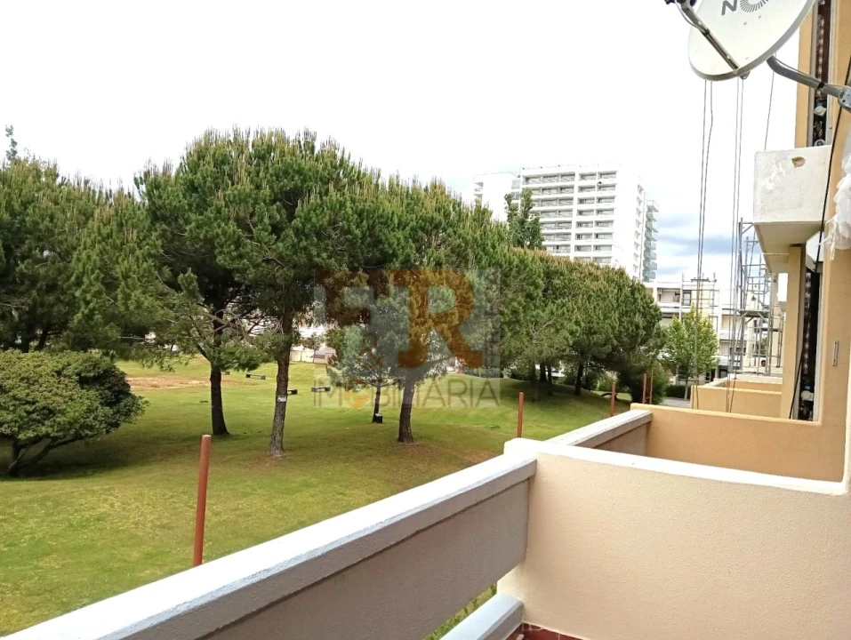 Apartamento T1 para Venda em Carvalhal Foto 30