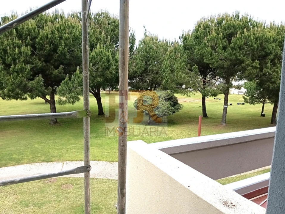 Apartamento T1 para Venda em Carvalhal Foto 37
