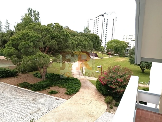 Apartamento T1 para Venda em Carvalhal Foto 3