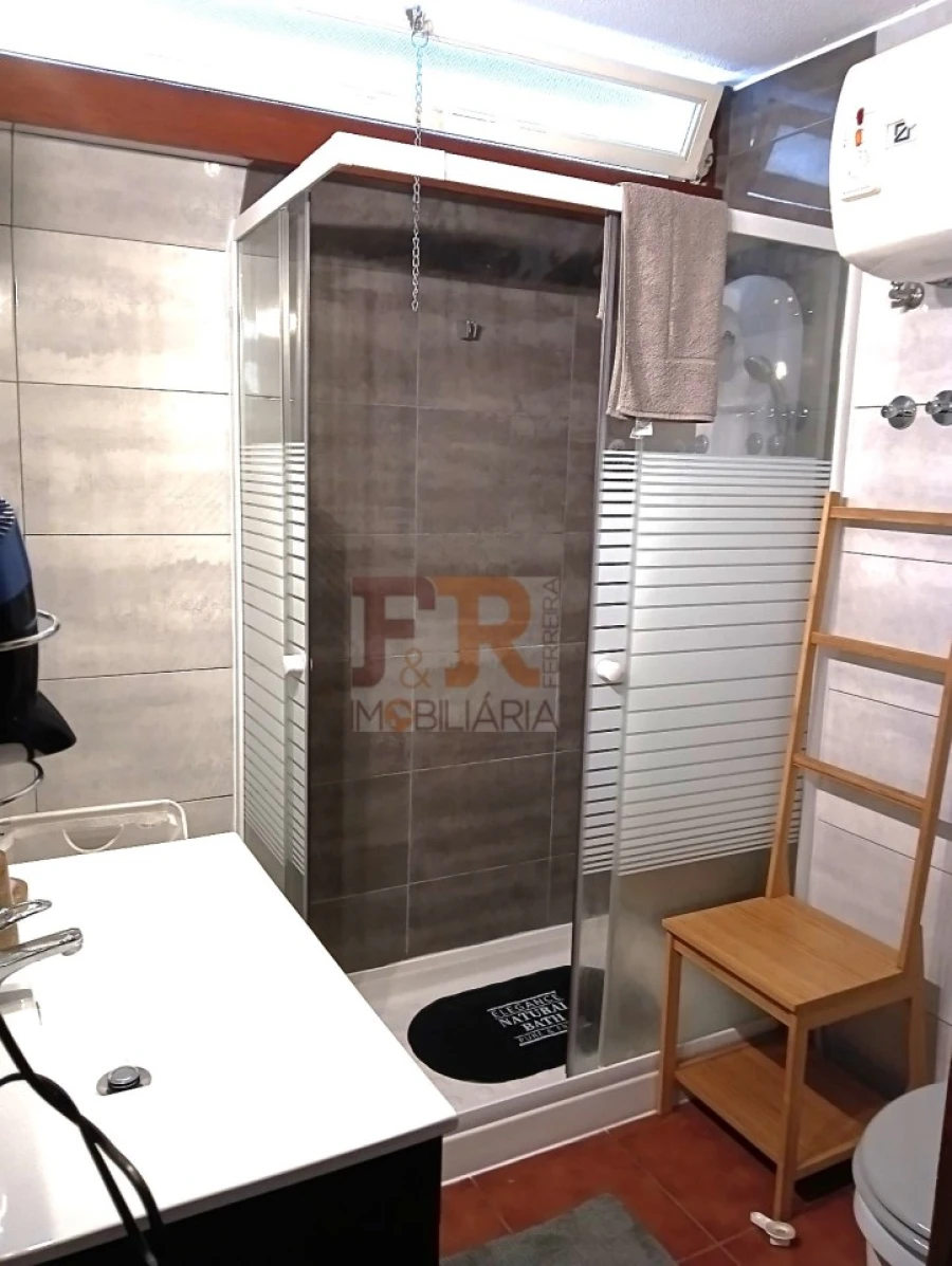 Apartamento T1 para Venda em Carvalhal Foto 20