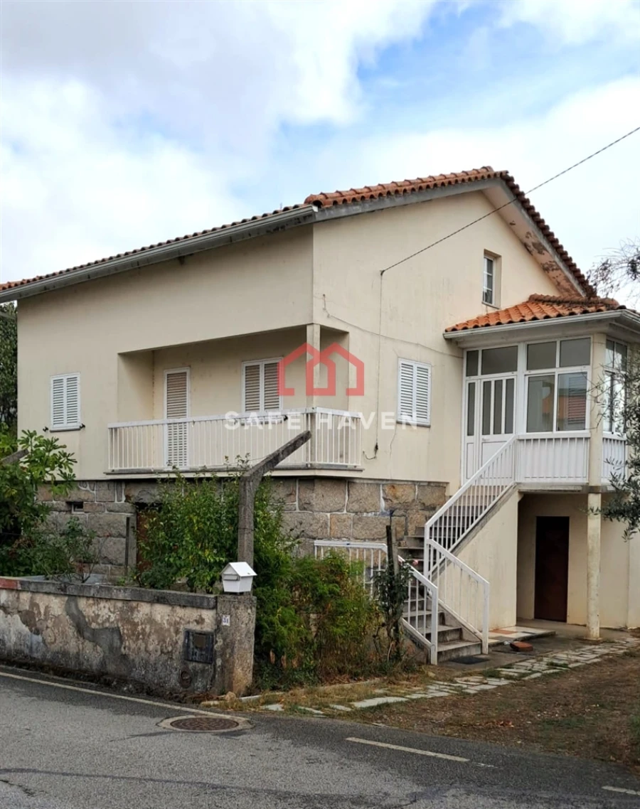 Moradia T3 para Venda em Tourais e Lajes Foto 2