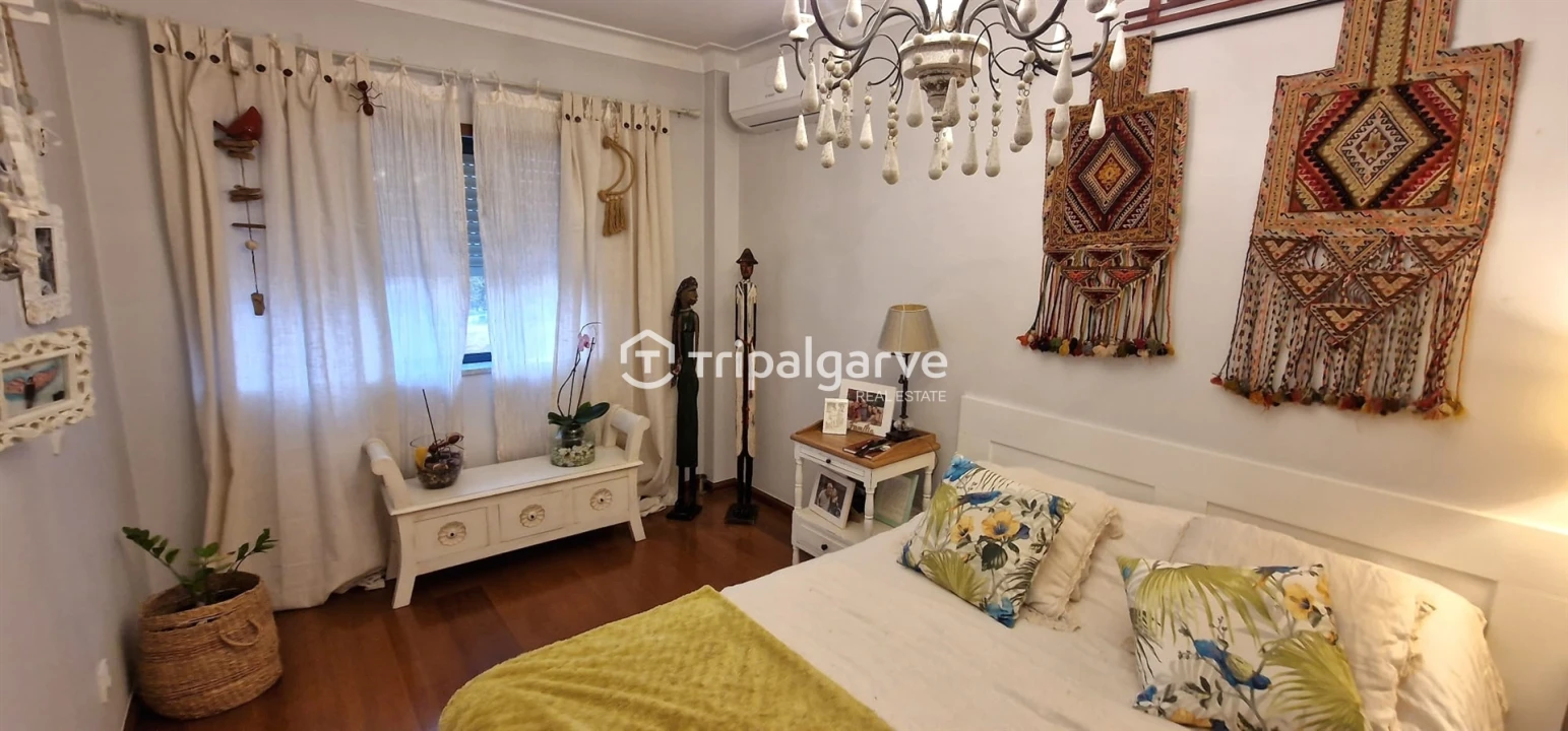 Apartamento T4 para Venda em Portimão Foto 38