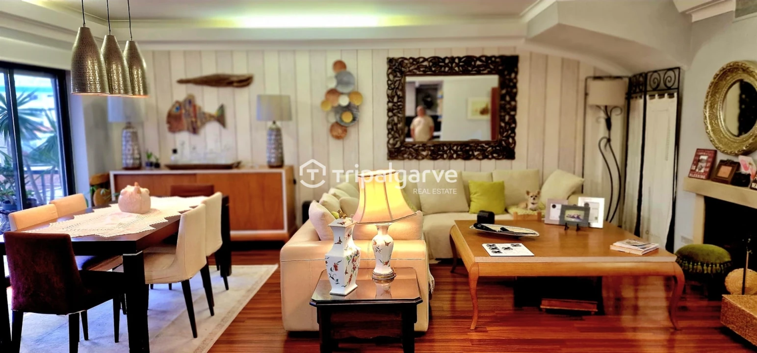 Apartamento T4 para Venda em Portimão Foto 1