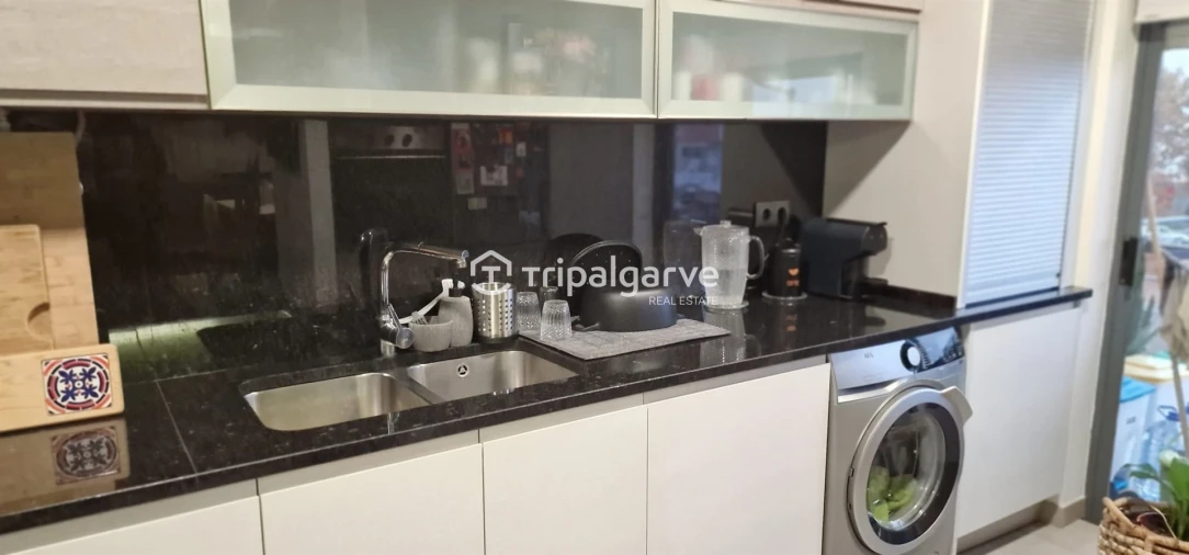 Apartamento T4 para Venda em Portimão Foto 12