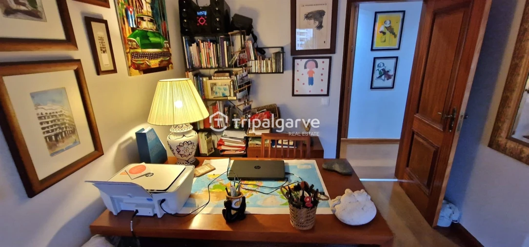 Apartamento T4 para Venda em Portimão Foto 21