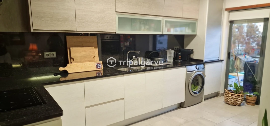 Apartamento T4 para Venda em Portimão Foto 16
